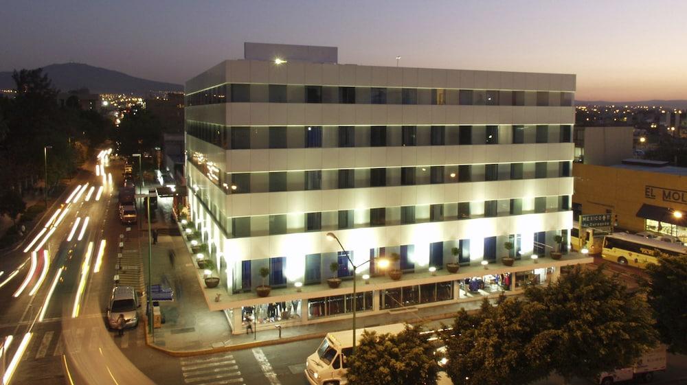 Hi Hotel Impala Queretaro Exterior photo